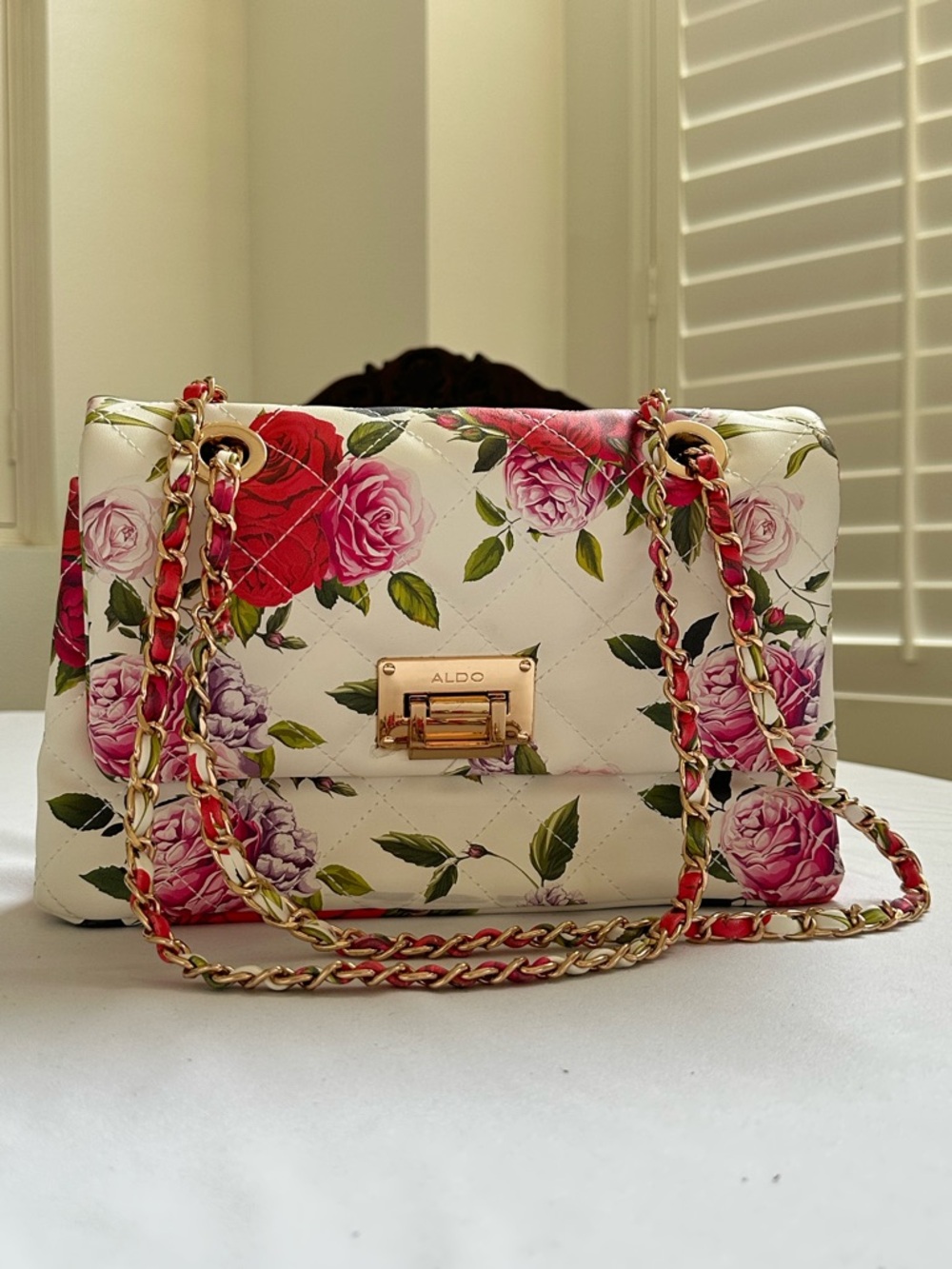 ALDO White Floral Quilted Crossbody Purse